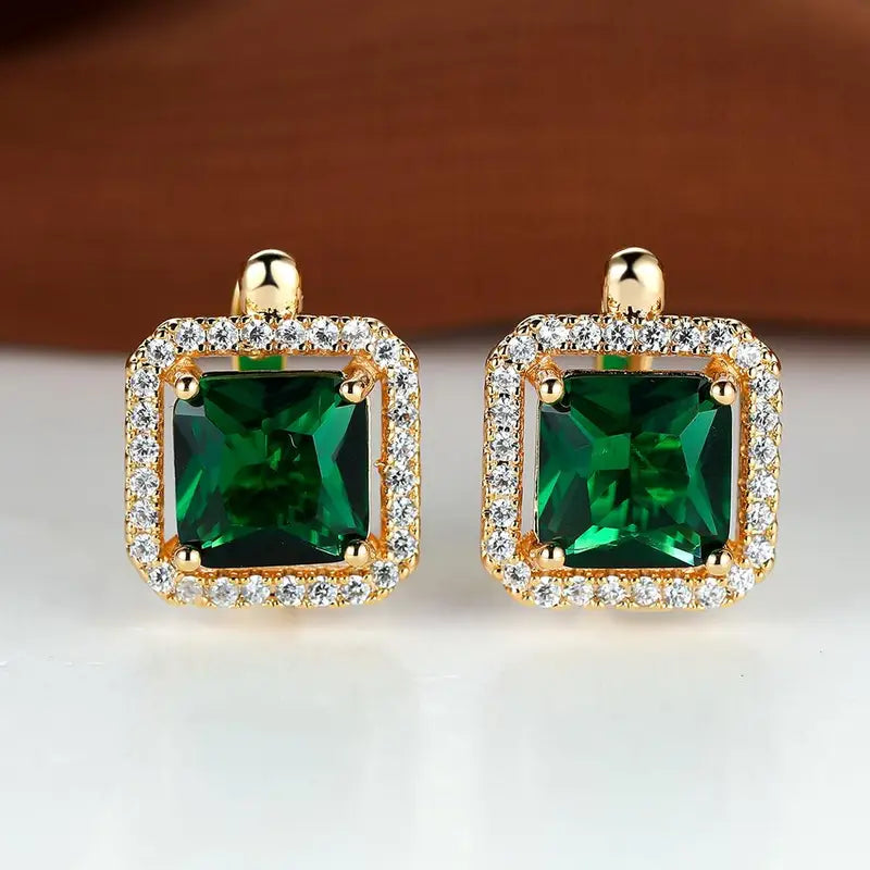 Aretes Dorados Cuadrados de Circonita Verde | Oro