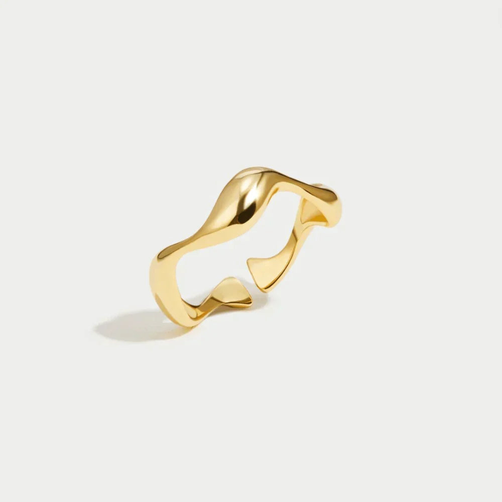 Anillo Elyra de Flujo Suave | Oro