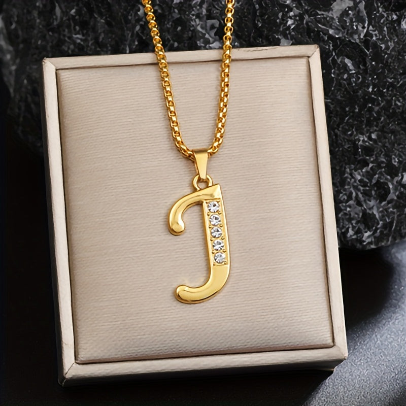 Collar con Inicial y Detalle de Cristal | Oro