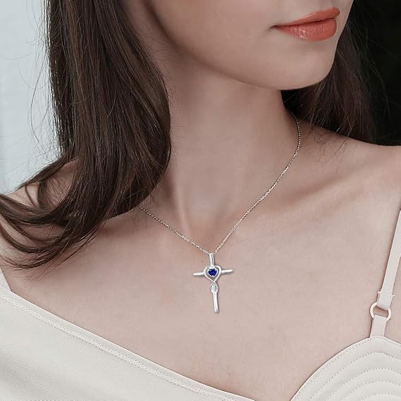 Collar de Corazón de Piedra de Cruz Zafiro | Oro blanco