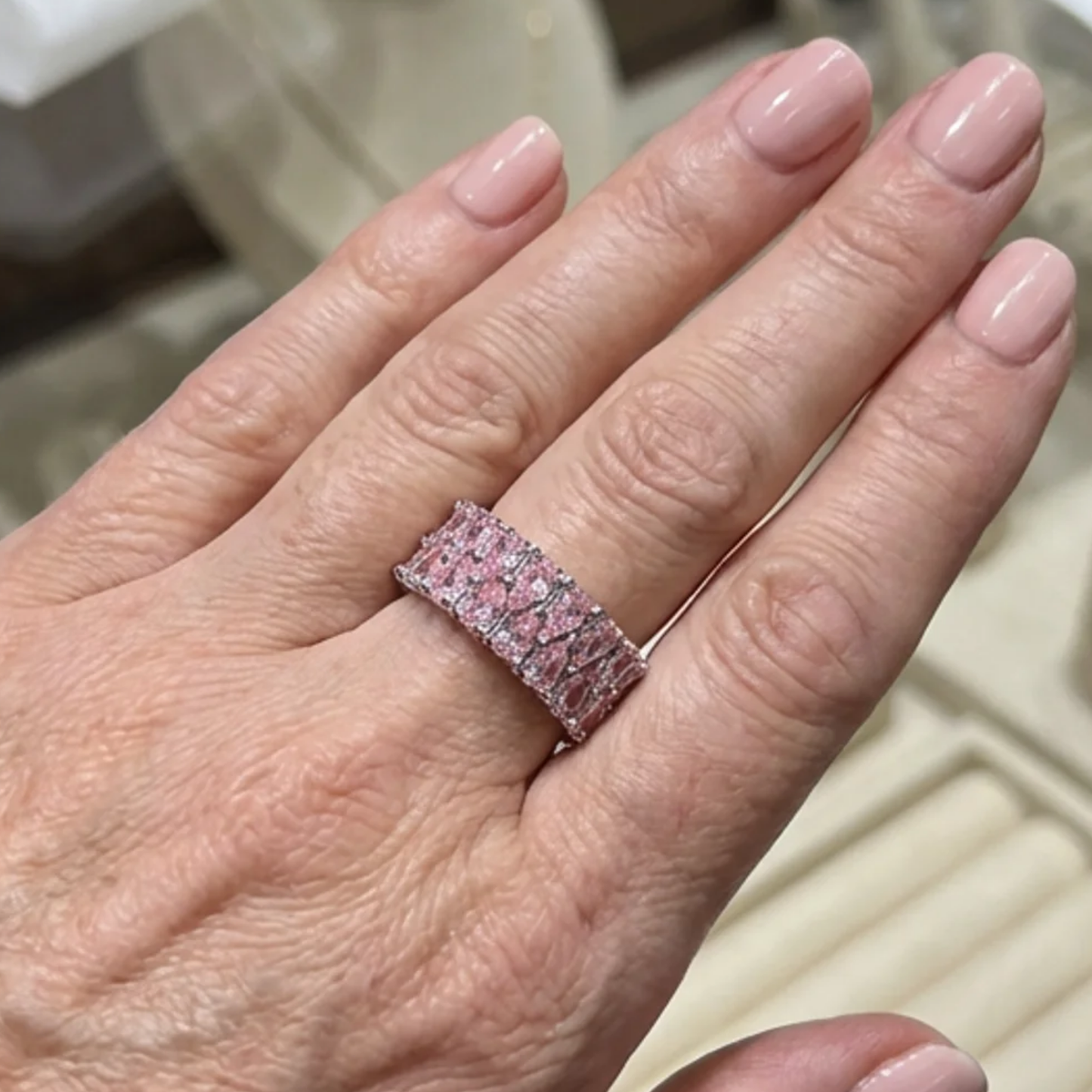 Anillo de Eternidad Rosa Pálido Cascade | Oro blanco