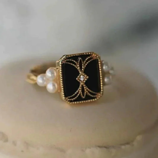 Anillo Antiguo Dorado de Perla Negro | Oro