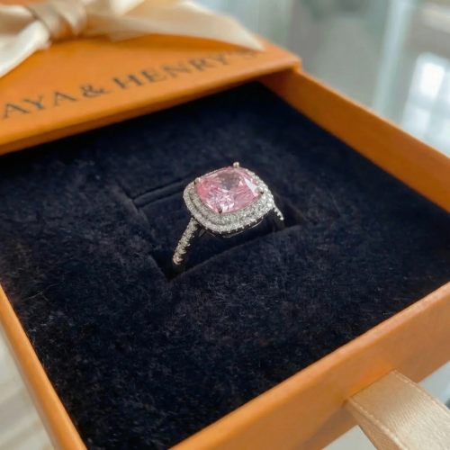Anillo Cushion Rosa Zafiro | Oro blanco