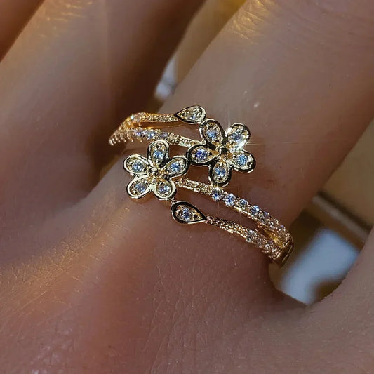 Anillo Elegante de Flor Oro Bright | Oro