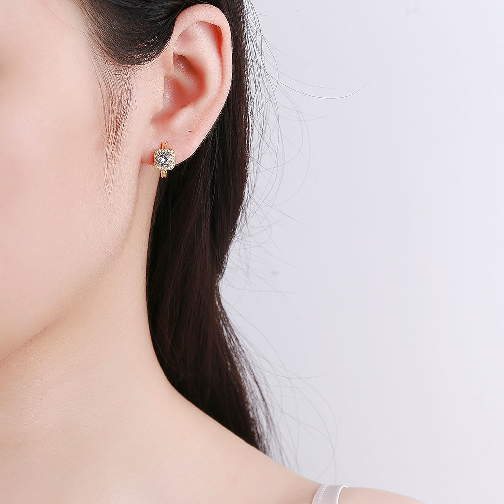 Aretes Cuadrados Nadine | Oro
