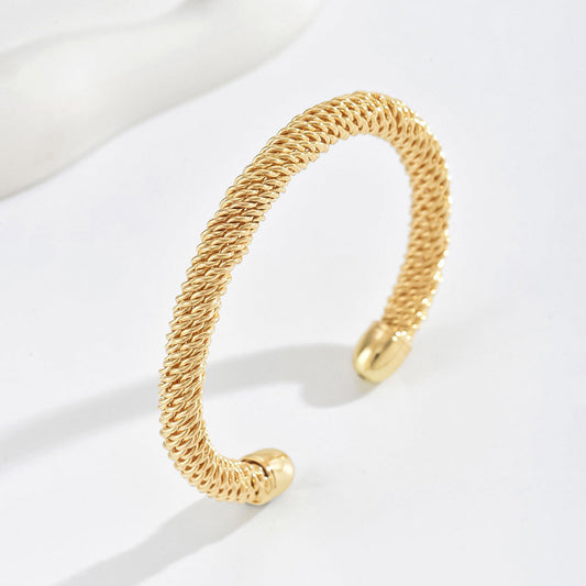 Brazalete tipo Cuerda Cassian | Oro