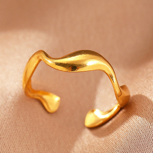 Anillo Elyra de Flujo Suave | Oro