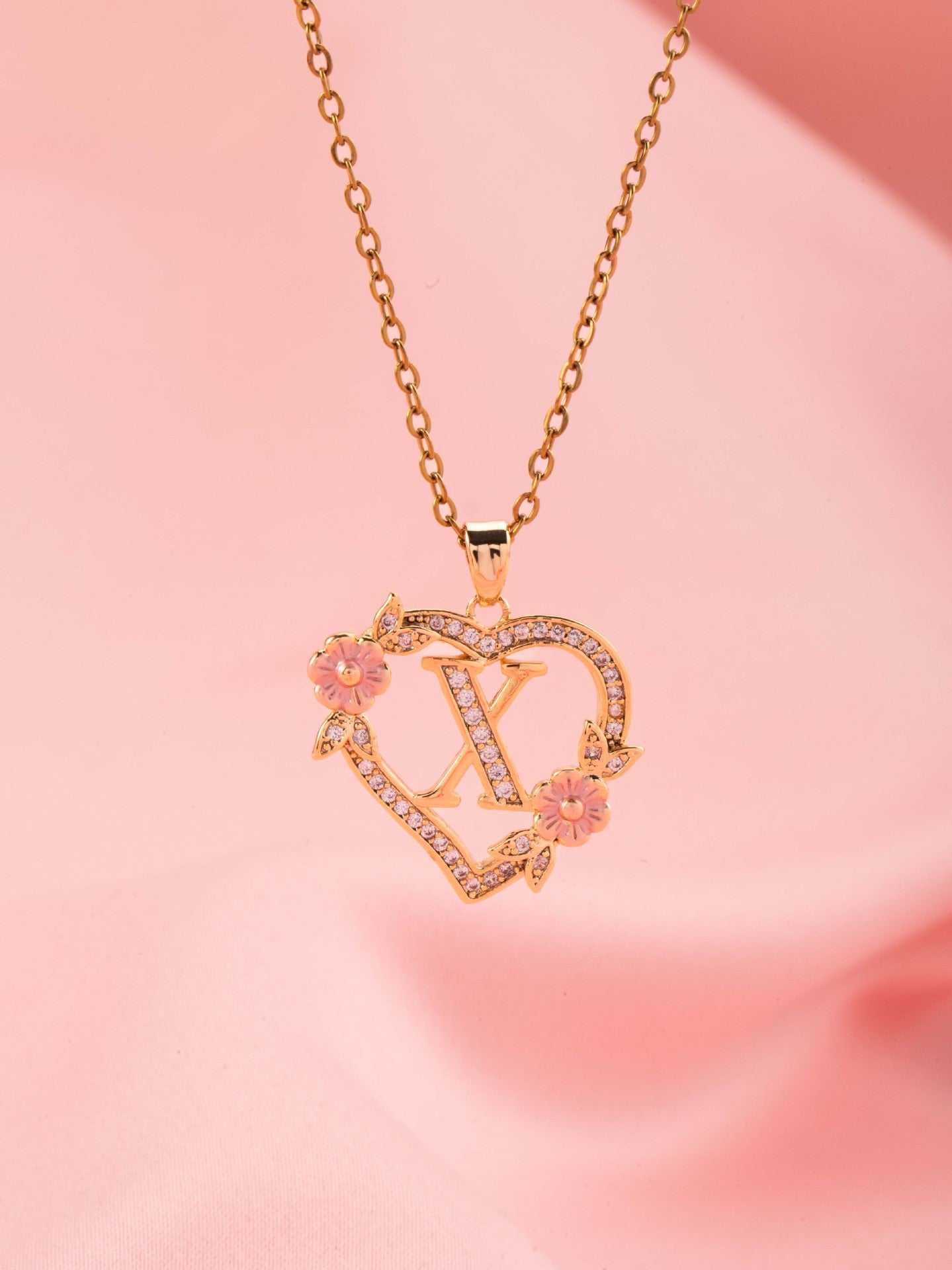 Collar con Inicial y Dije Floral | Oro