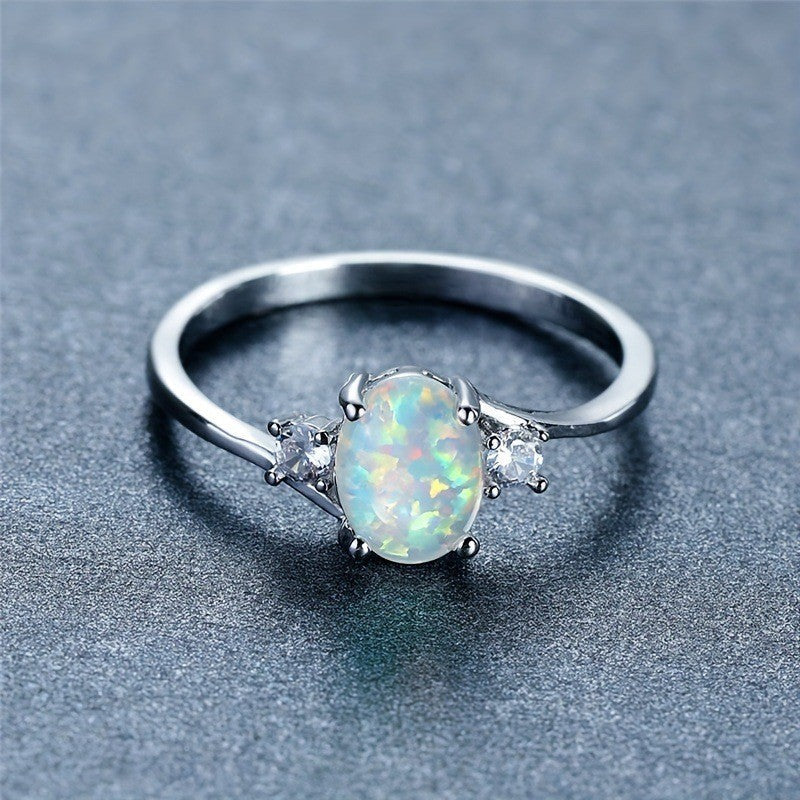 Anillo de Ópalo Embrace | Oro blanco