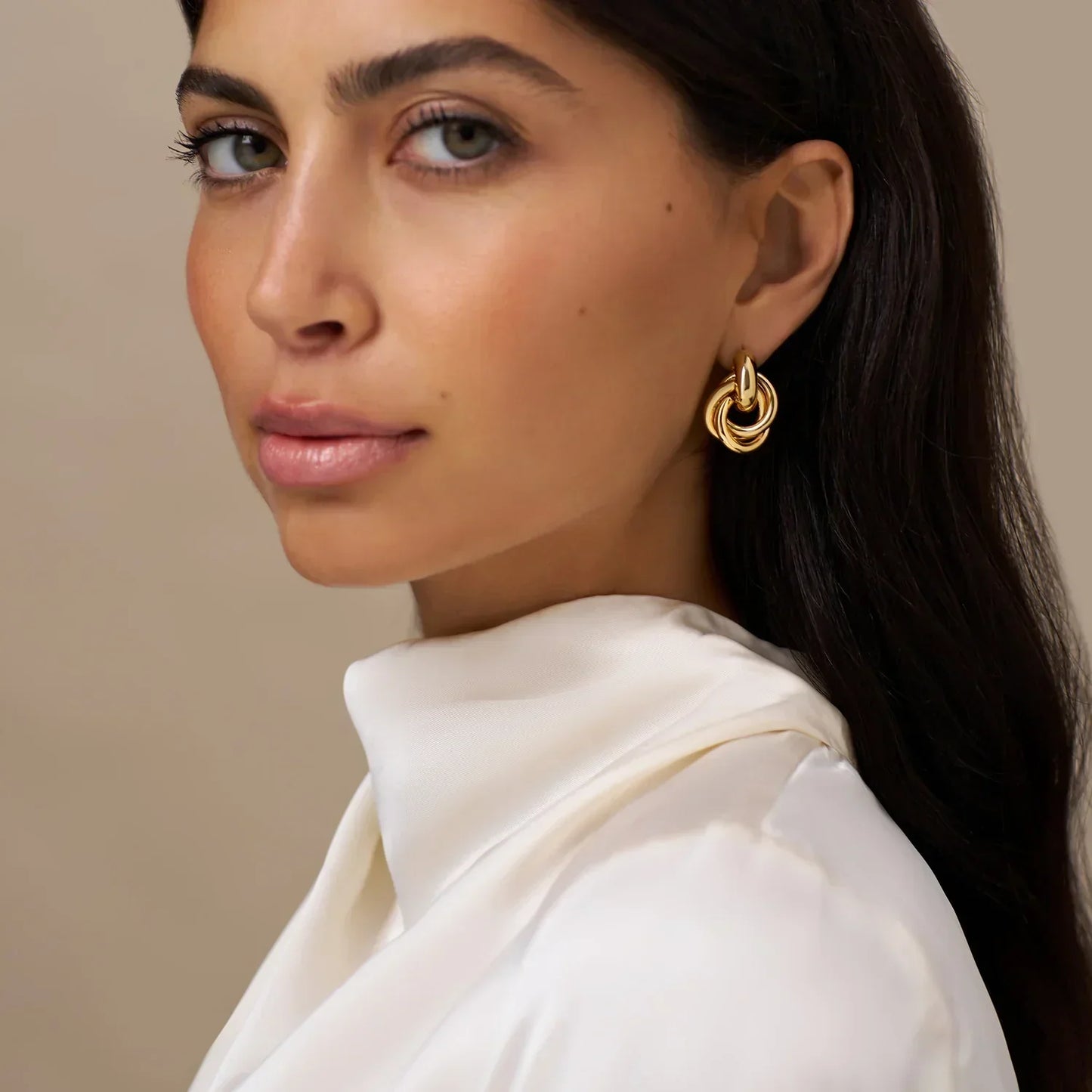 Aretes Llamativos Entrelazados | Oro
