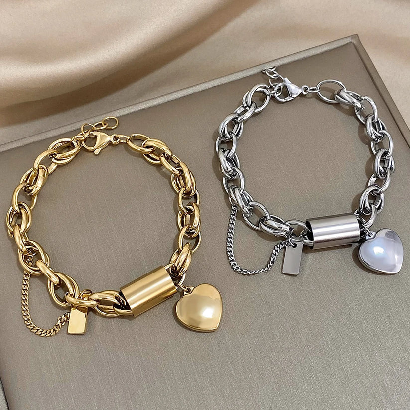Pulsera Gruesa con Corazón | Oro