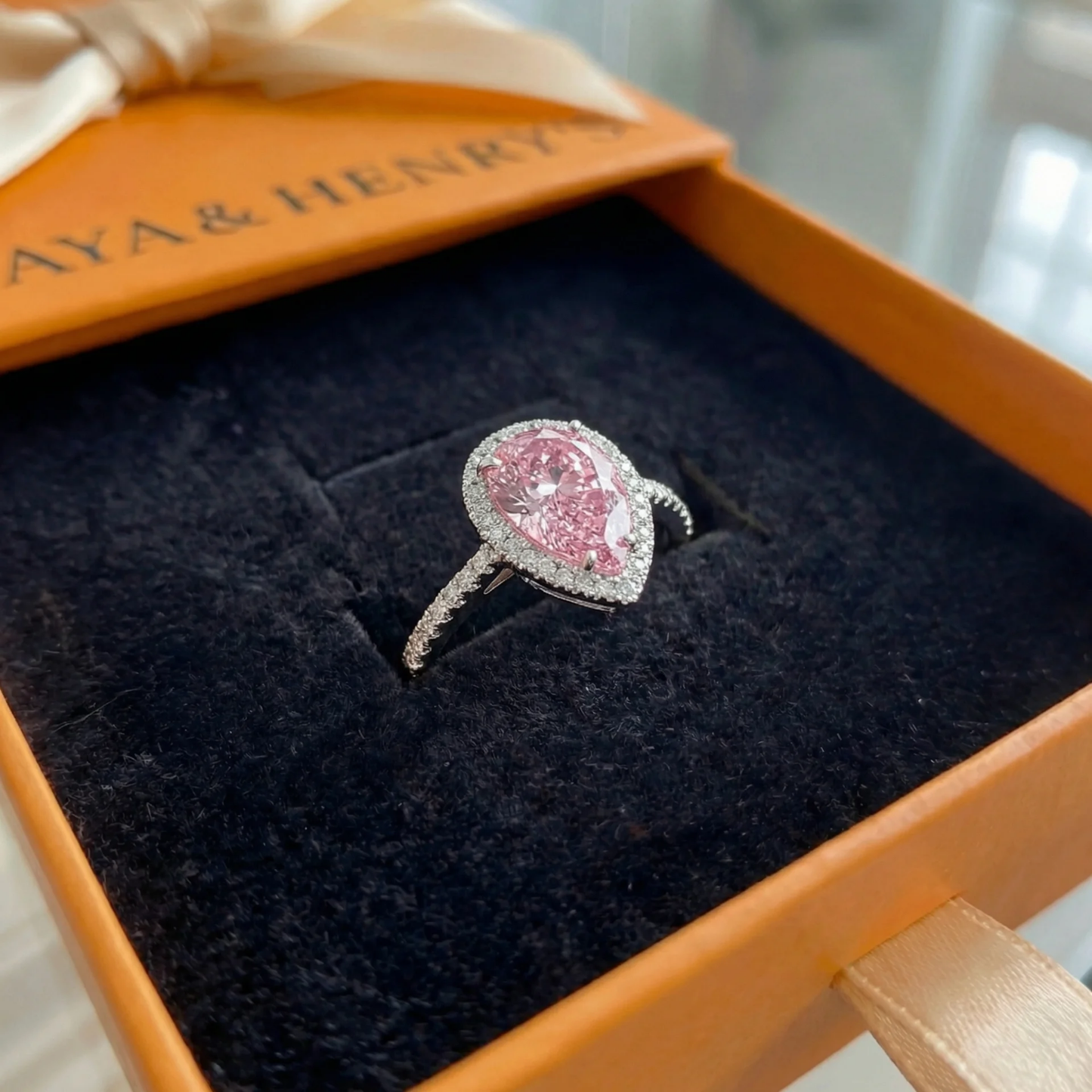 Anillo de Lágrima Rosa Zafiro | Oro blanco