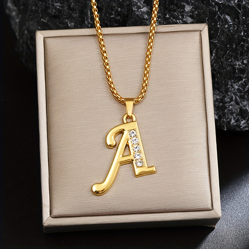 Collar con Inicial y Detalle de Cristal | Oro
