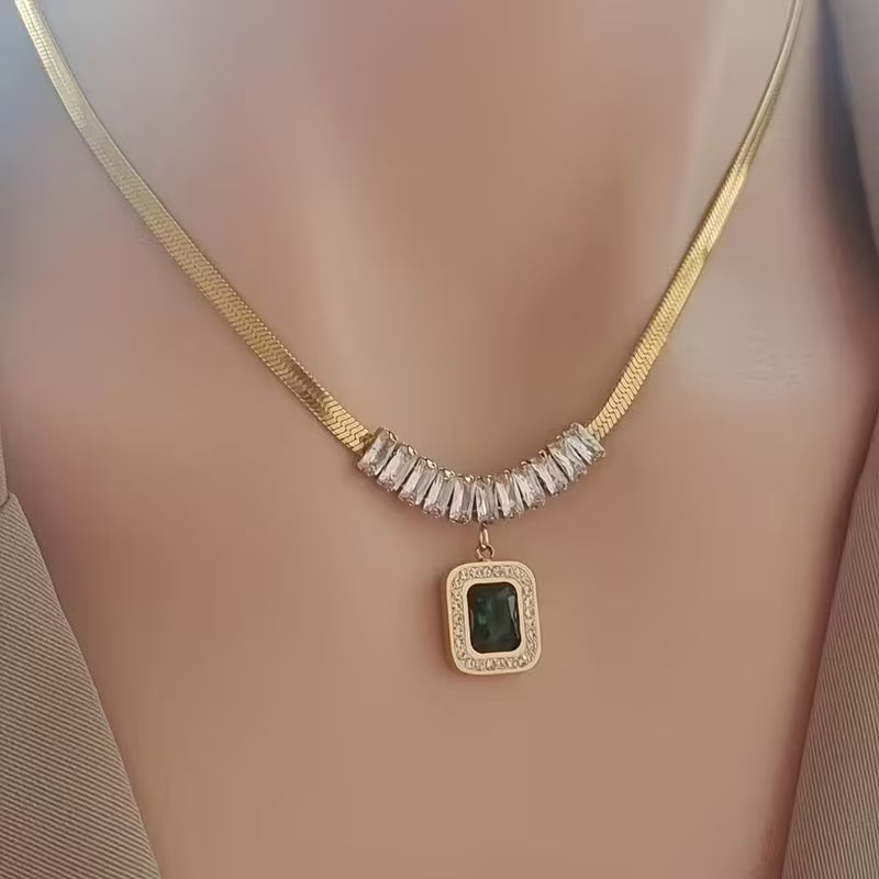 Collar Esmeralda Regalia Prism | Oro