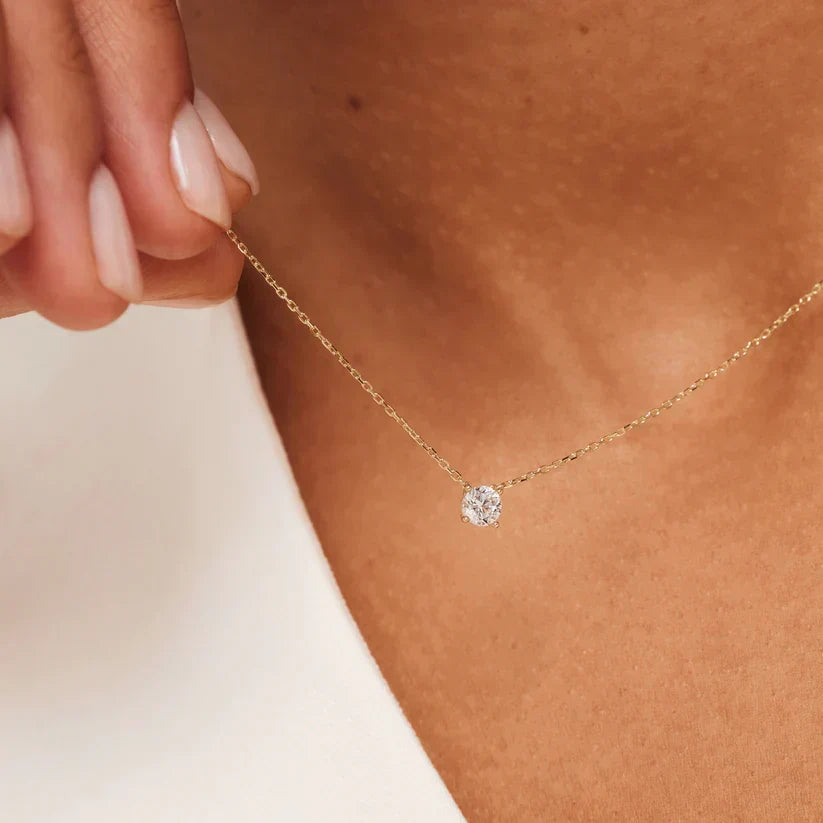 Collar con Piedra de Moissanita Cléa | Oro