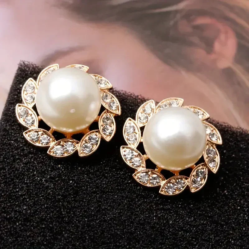 Aretes Exquisitos Brillantes de Perla Leaves | Oro
