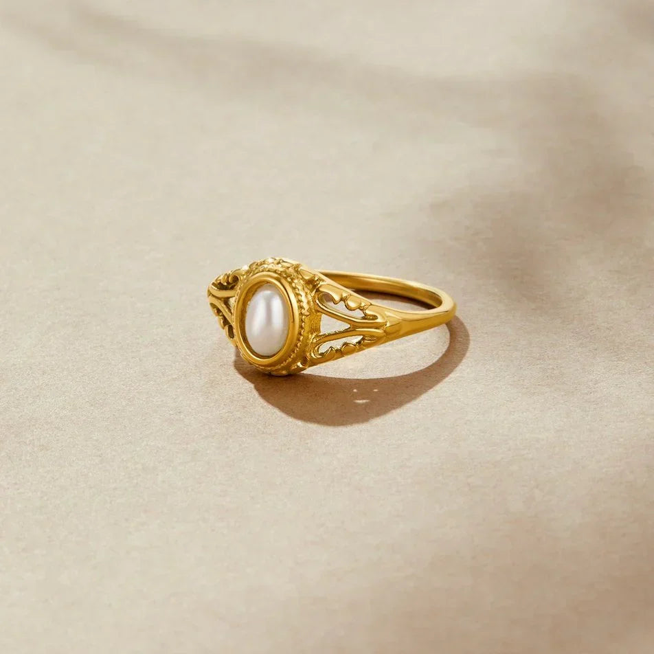 Anillo Atemporal de Perla Zavienne | Oro